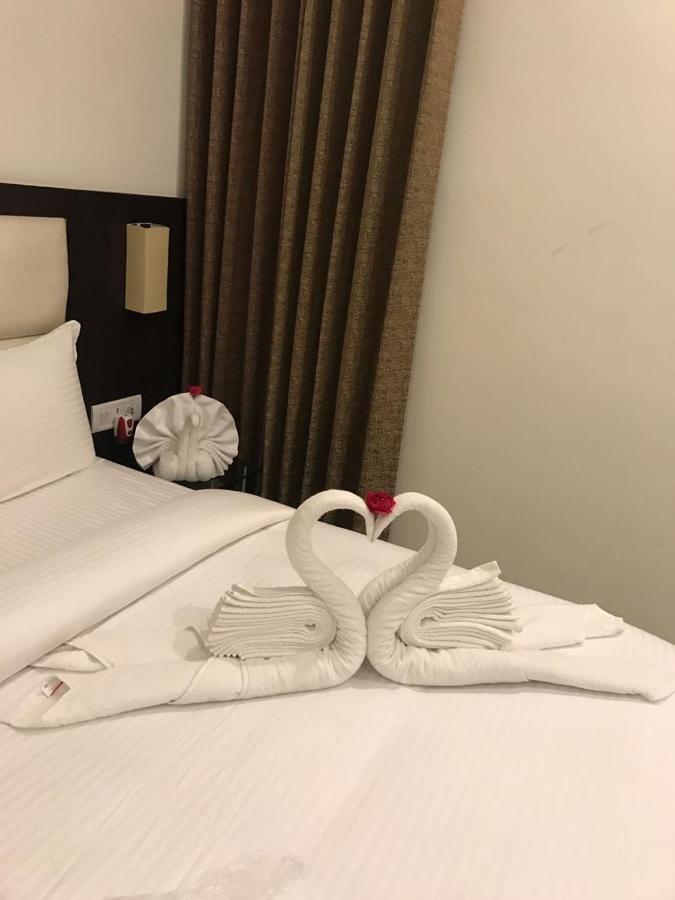 Hotel Anandi Inn Ballia Eksteriør bilde