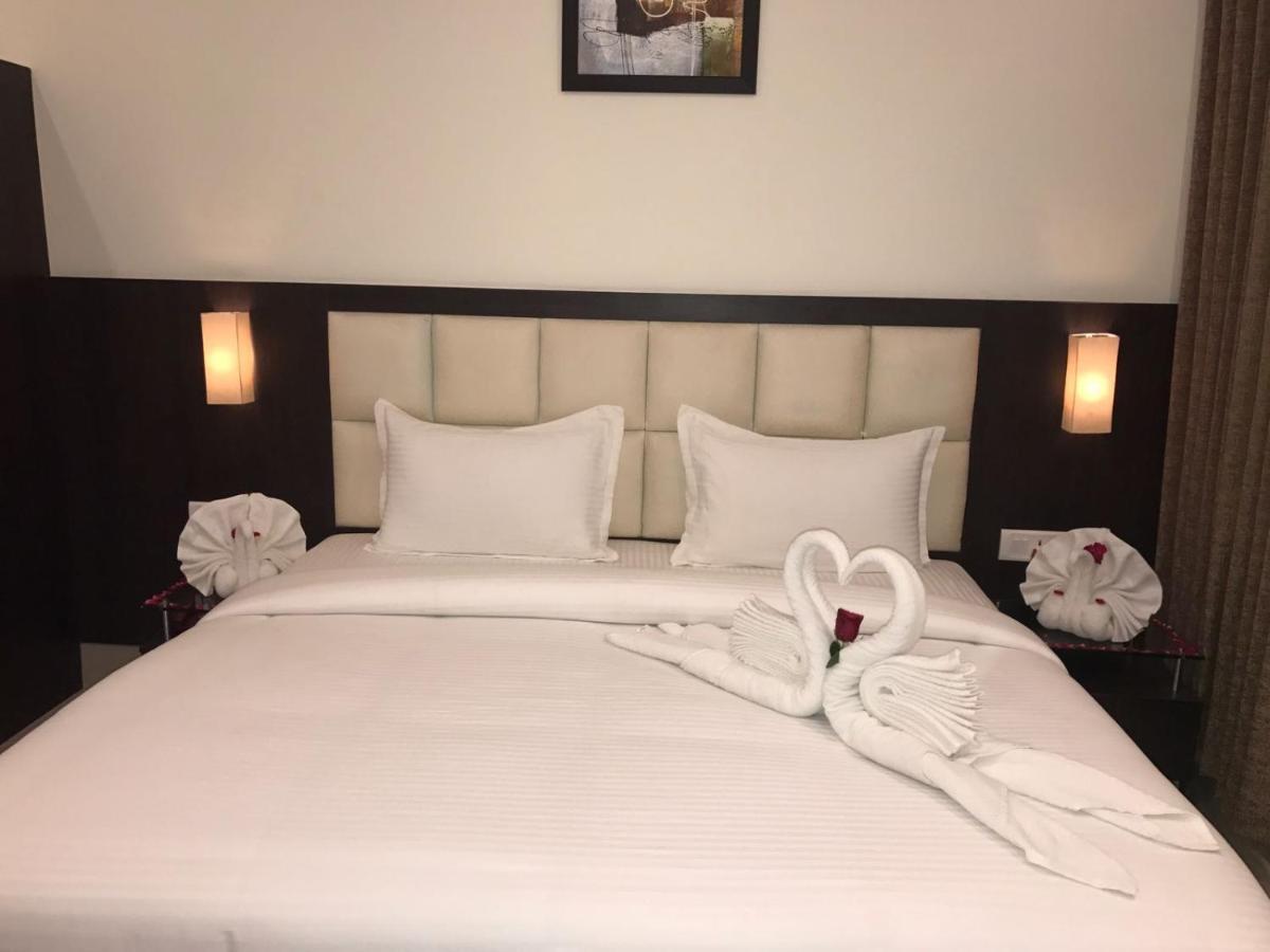 Hotel Anandi Inn Ballia Eksteriør bilde