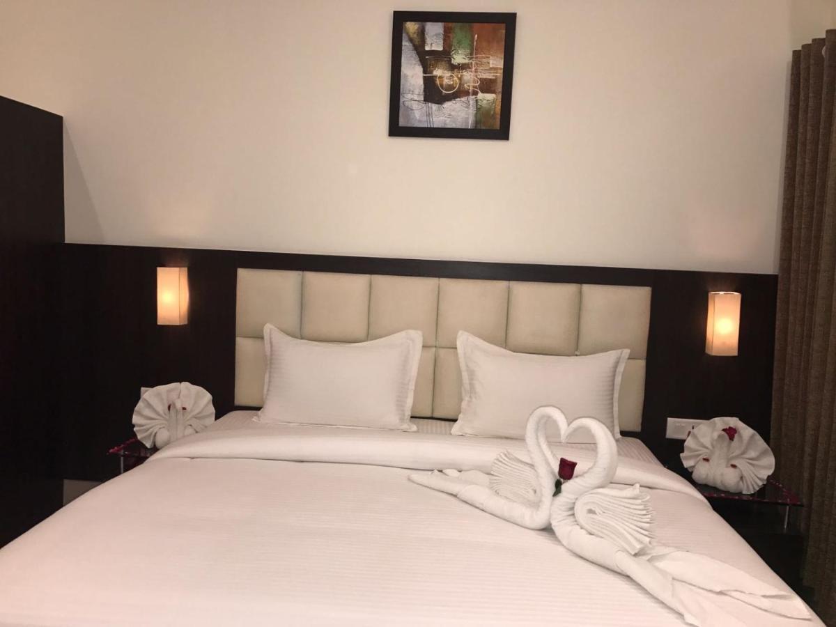 Hotel Anandi Inn Ballia Eksteriør bilde